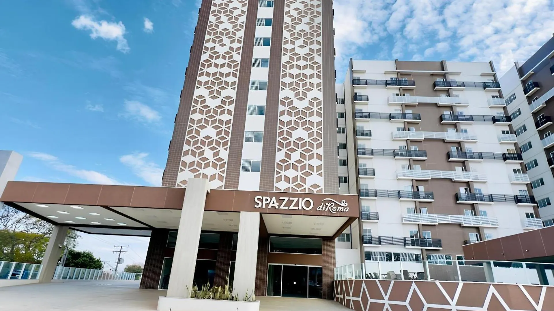 Spazio Diroma Com Acesso Ao Parque contacts