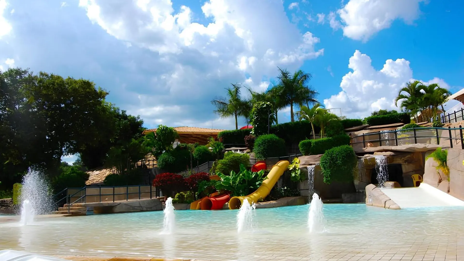 Apartment Spazio Diroma Com Acesso Ao Parque Caldas Novas